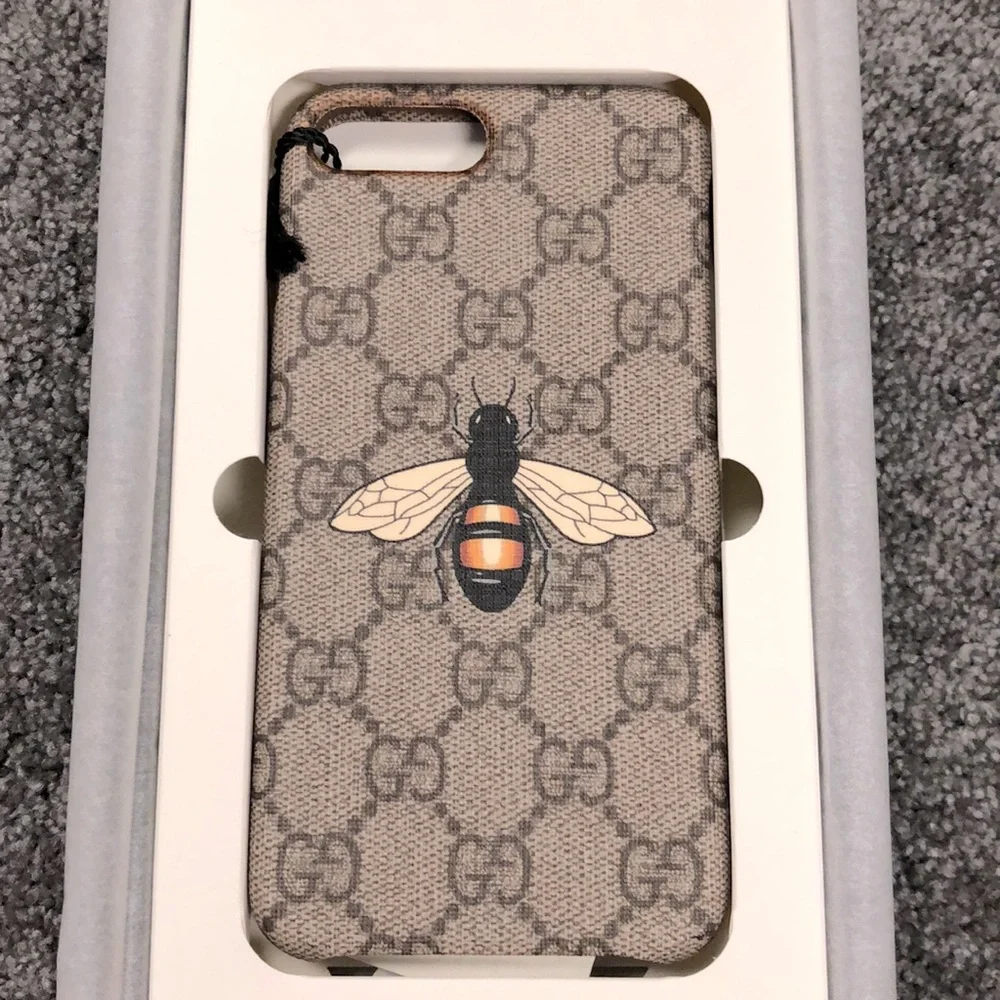 Gucci iPhone 7/8 Bee coated canvas case